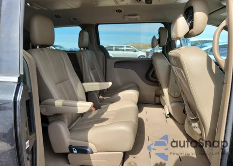 2016 Chrysler Town & Country Touring из США, поврежденный, VIN 2C4RC1BG7GR290817